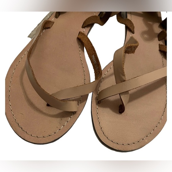 ASOS FAIRY Flat Sabdals w Lether Wrap Straps Size: 7 - Picture 3 of 10